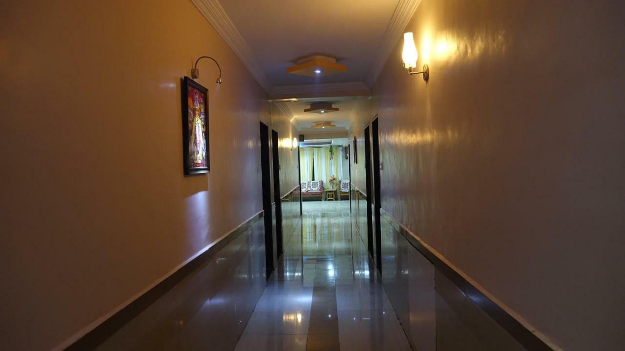 Hotel Sai Shraddha Shirdi Exterior photo